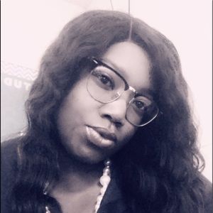 Meet your Posher, Zandra